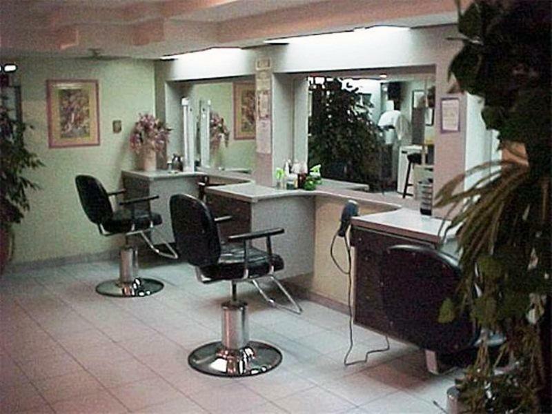 Hotel Cristina Suites Puerto La Cruz Kültér fotó
