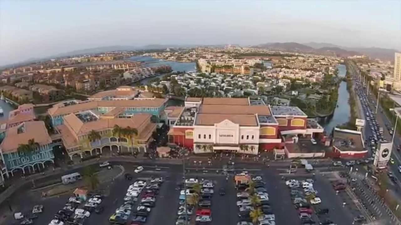 Hotel Cristina Suites Puerto La Cruz Kültér fotó